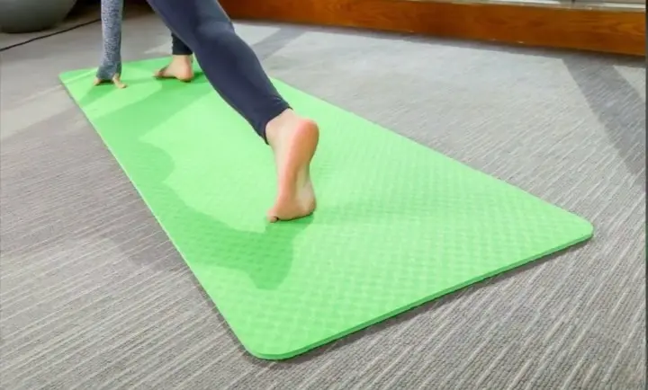 why-should-i-use-a-yoga-mat-instead-of-practicing-on-the-floor