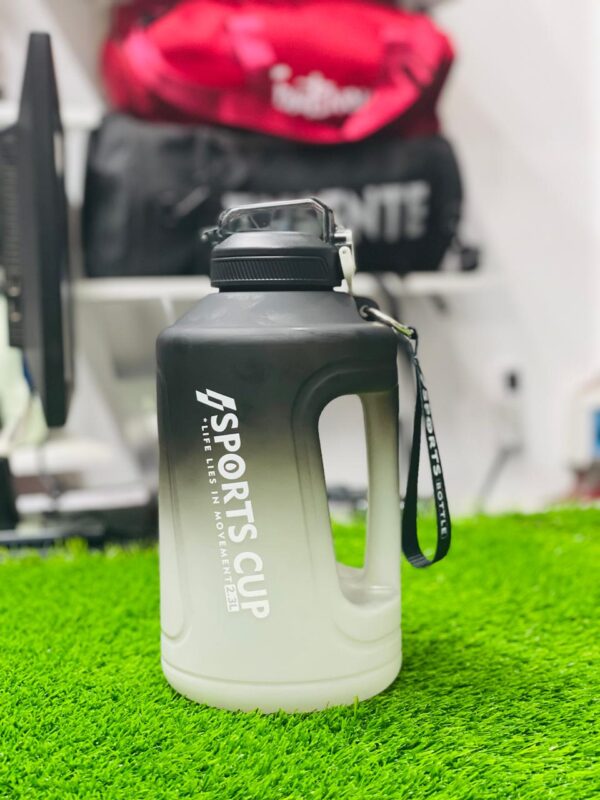 2300ML Large Capacity GYM Water Bottle Gradient black
