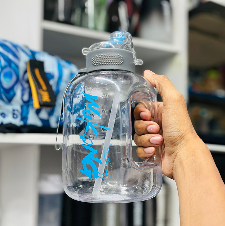 PC Material 1630 ml GYM Water Bottle white