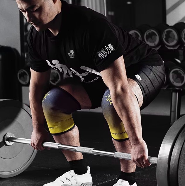 Lara Star 7mm Powerlifting Knee Support Sleeve Lara Star 7mm Powerlifting Knee Support Sleeve