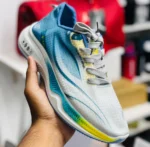 Light Weight Running Shoes