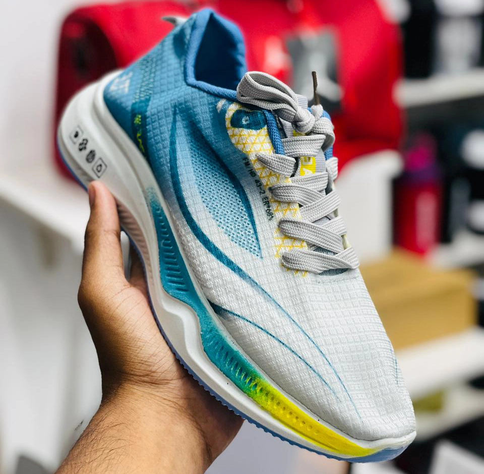 Light Weight Running Shoes Light Weight Running Shoes