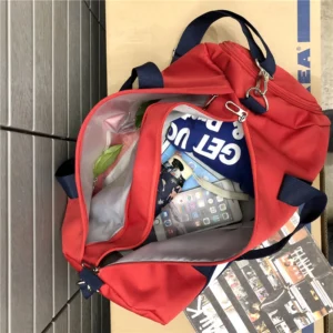 Hommy Tilfigar Dry & Wet Separation Fitness Bag inside view